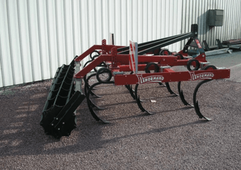 Travail du sol - Outils à dents - Cultivateur arrière fixe