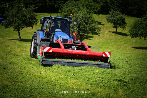 Fenaison - Andaineurs - Andaineur AIR à tapis frontal