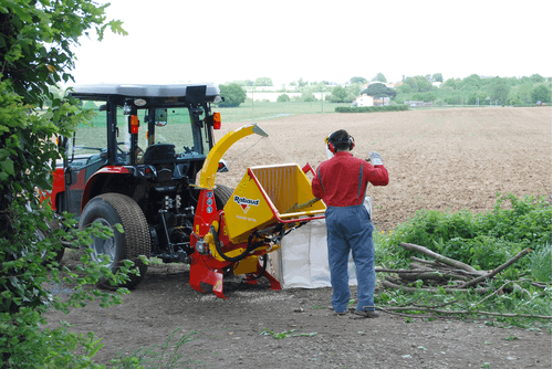 Matériel forestier - Broyeur de branches - Broyeur de branches sur tracteur VEGETOR T et H